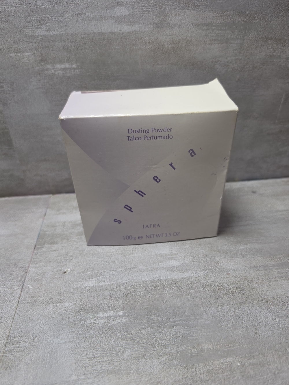 Sphera Dusting Powder by Jafra - White & Light Purple Box